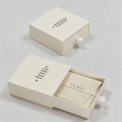 caixa de brincos de papelão