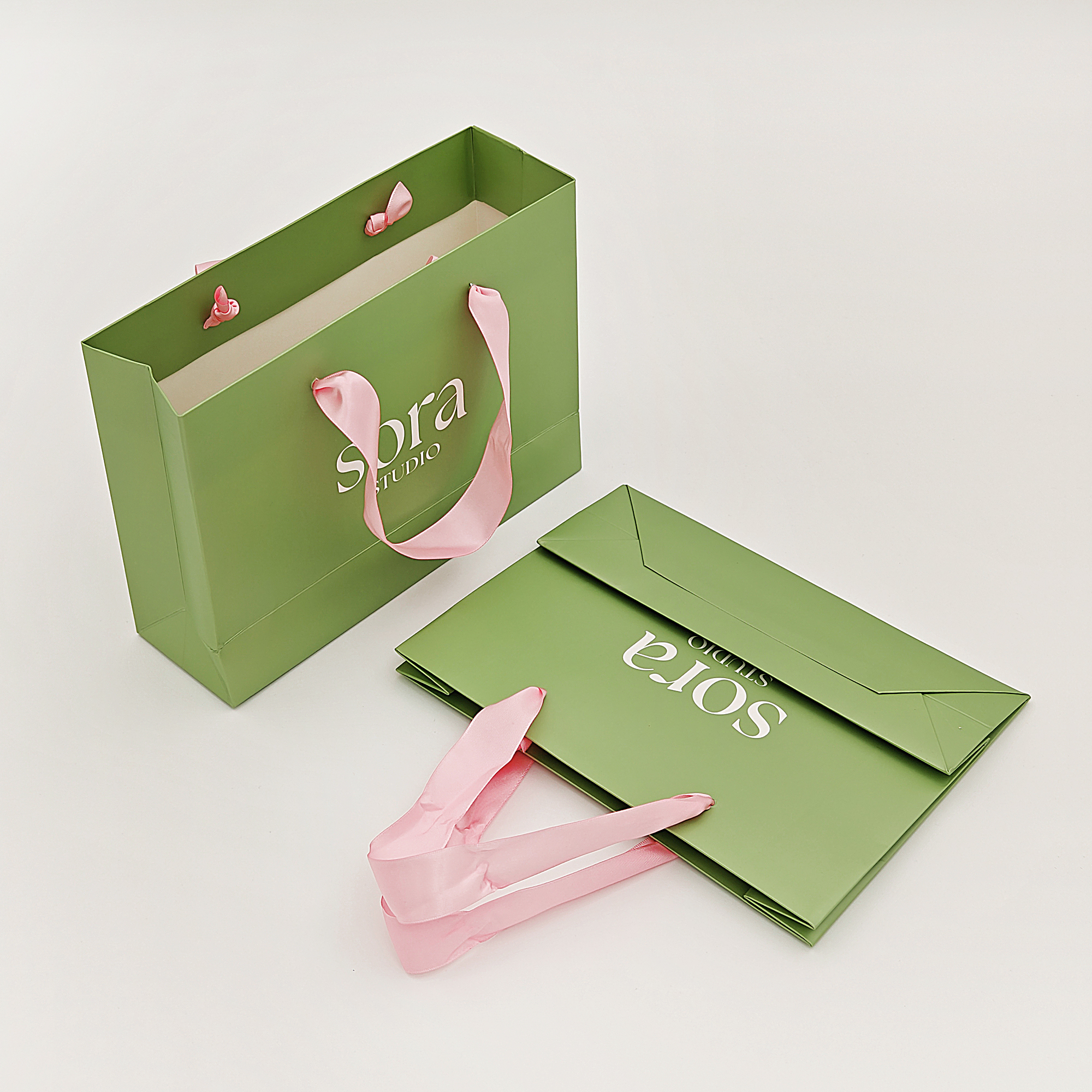  Sacolas de papel 