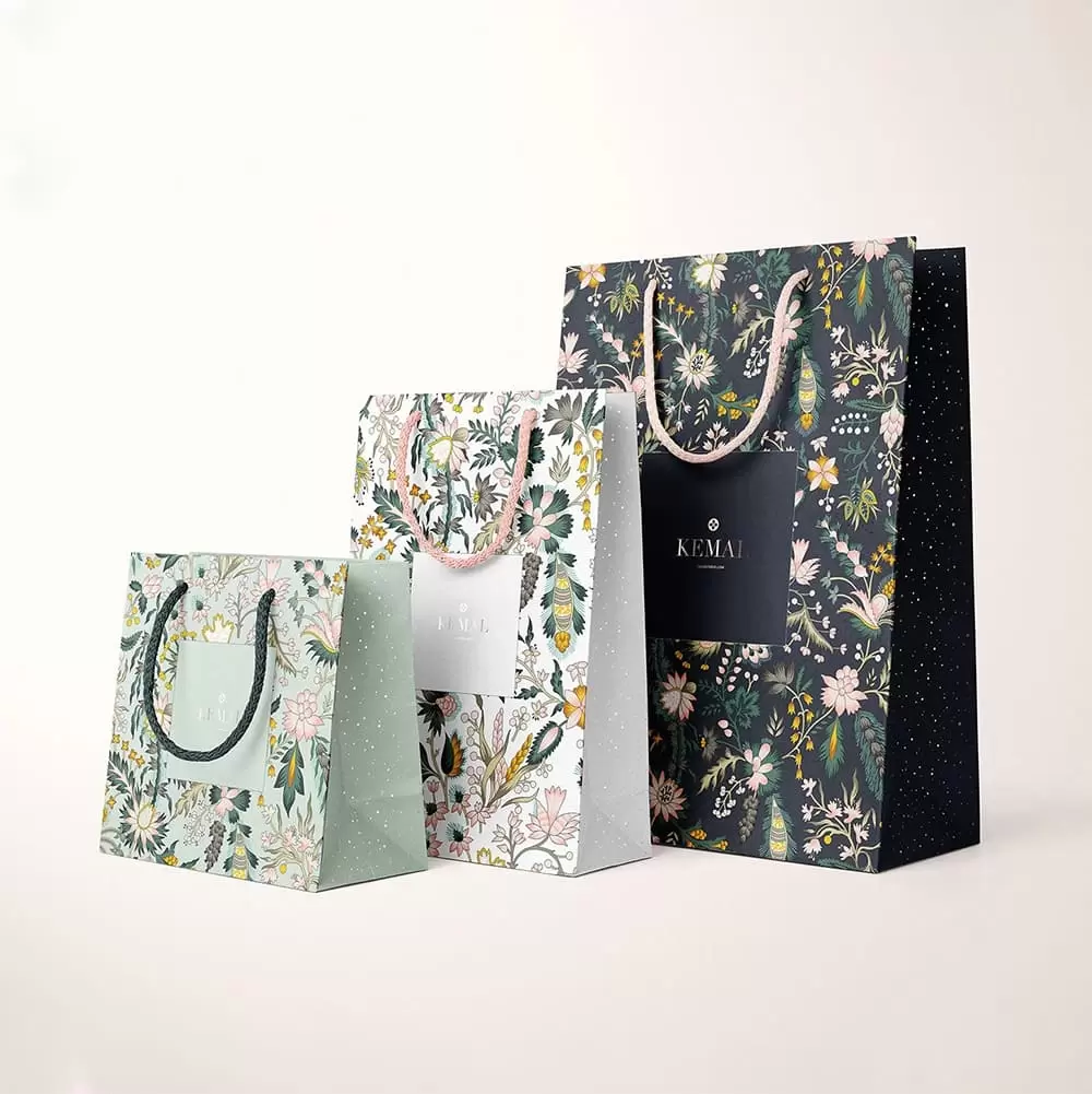  Sacola de papel para presente